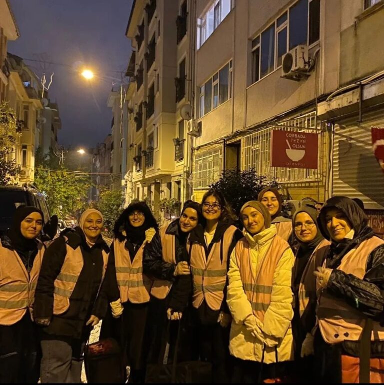 Çorbada Tuzun Olsun Derneğine Gönüllü Desteği Veren Sosyoloji Topluluğumuz Toplumumuzda Yoksulluğun Azaltılmasına Yönelik Katkıda Bulundu